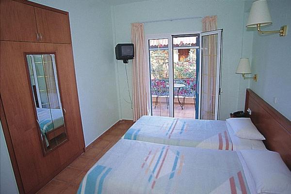 Poseidon Apartments Agios Gordios  Bagian luar foto